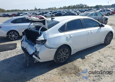 2024 Kia Forte Gt-Line z USA, uszkodzony, nr VIN 3KPF54AD1RE724949